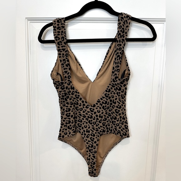 Revolve MAJORELLE leopard bodysuit - Picture 4 of 10